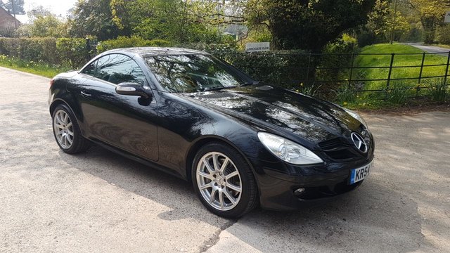 2005 54 Mercedes-Benz Slk 3.5 SLK350 2d AUTO 269 BHP