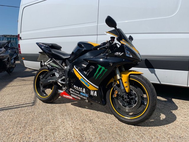 2004 53 Yamaha Yzf R1 998cc  