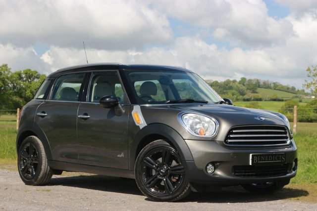 2011 11 MINI Countryman 1.6 COOPER D ALL4 5d 112 BHP
