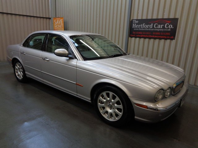 2003 03 Jaguar Xj 3.0 V6 4d AUTO 240 BHP