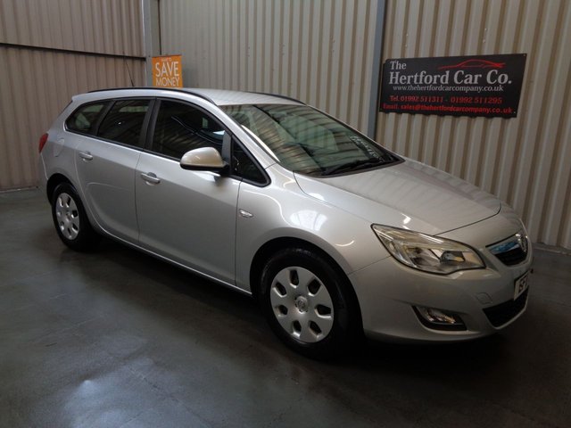 2011 11 Vauxhall Astra 1.7 EXCLUSIV CDTI ECOFLEX 5d 108 BHP