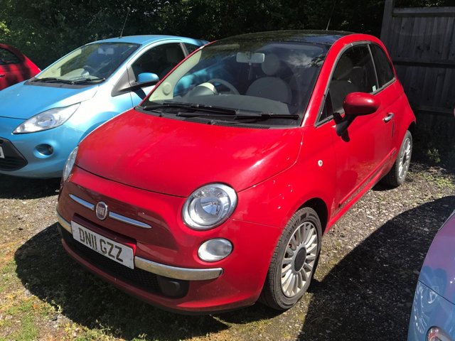 2011 11 Fiat 500 1.2 LOUNGE 3d 69 BHP