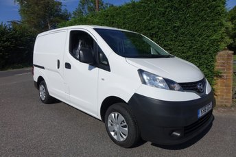 used nissan vans uk