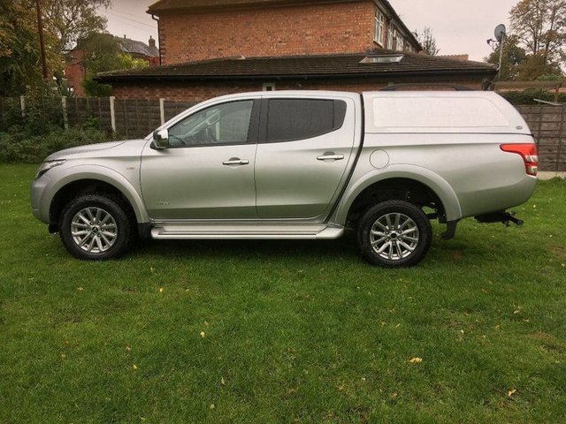 2017 67 Mitsubishi L200 2.4 DI-D Titan Double Cab 4WD 4dr (EU6)
