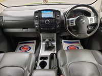 USED 2015 15 NISSAN NAVARA 2.5 DCI TEKNA 4X4 SHR DCB 1d 188 BHP FULL DEALER HISTORY+CANOPY+TOWBAR