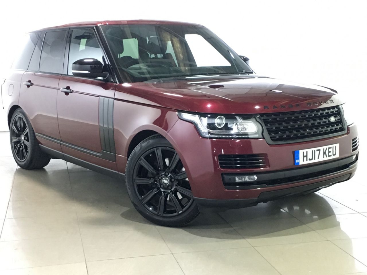 View our LAND ROVER RANGE ROVER