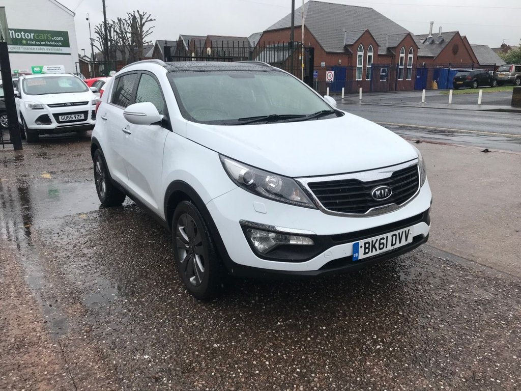 Kia Sportage 1 7 Crdi 3 Sat Nav In Phantom Black 11 750