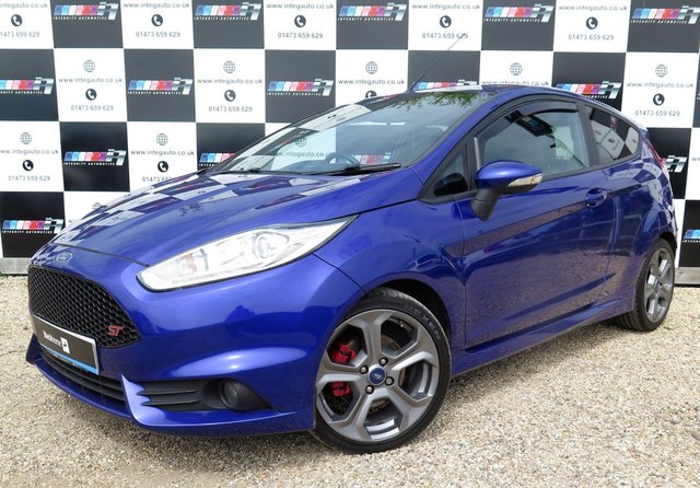 2014 64 Ford Fiesta 1.6 ST-2 3d 180 BHP