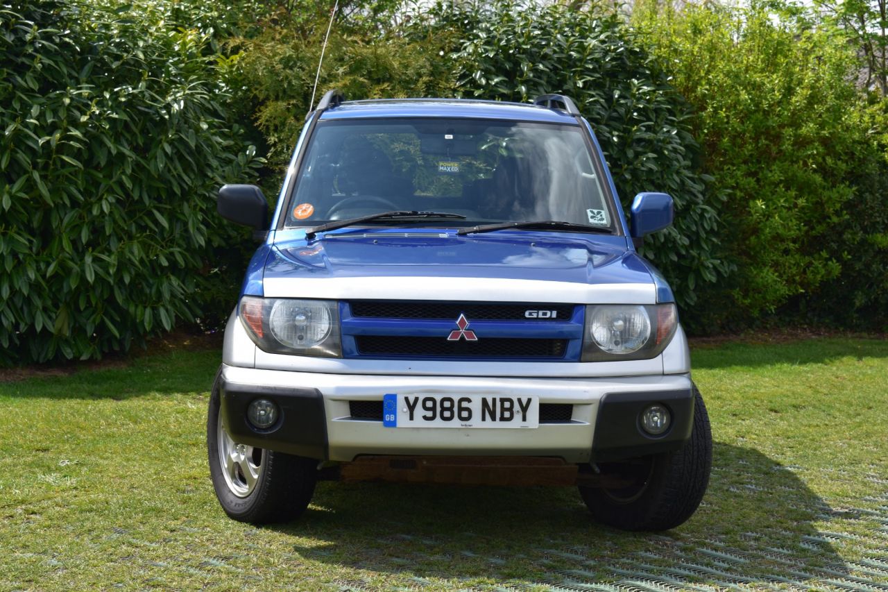 Mitsubishi Shogun Pinin 18 Elegance 3Dr The Compact Suv Surprising Off Roaders - 5lw653i