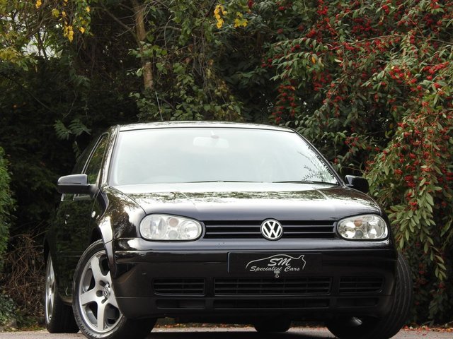 2004 04 Volkswagen Golf 2.8 V6 4MOTION 3d 200 BHP