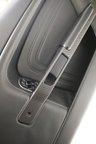 USED 2009 59 ASTON MARTIN DBS 5.9 V12 VOLANTE 2d AUTO 510 BHP QUANTUM SILVER QUANTUM SILVER + CARBON