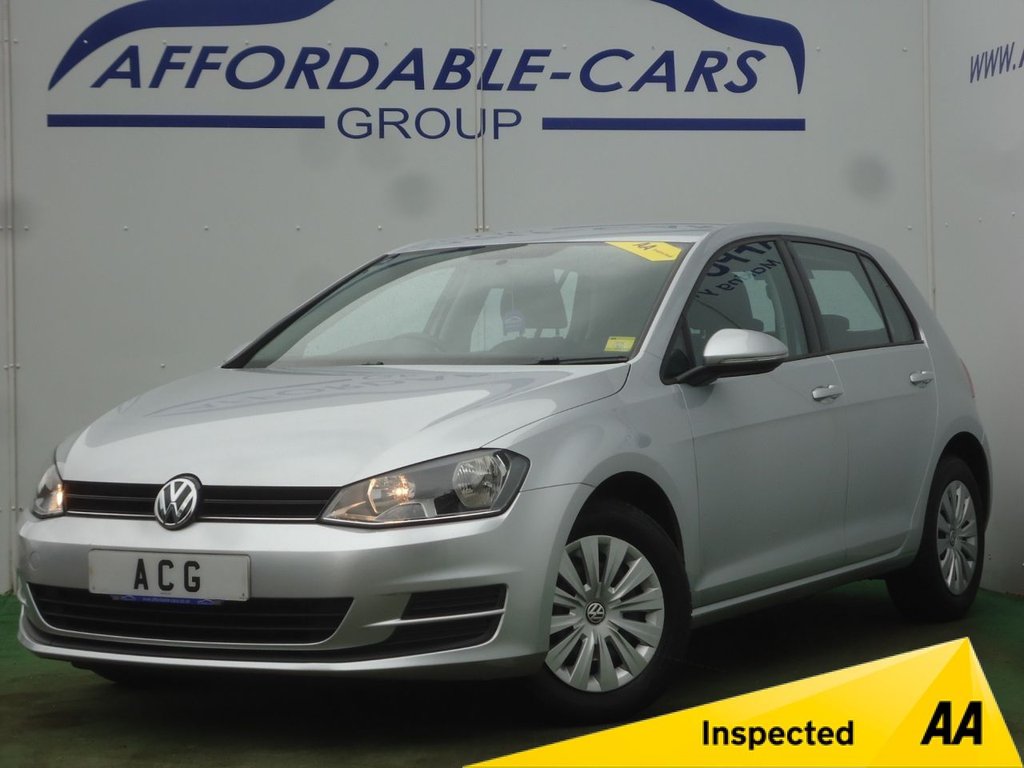 View our VOLKSWAGEN GOLF