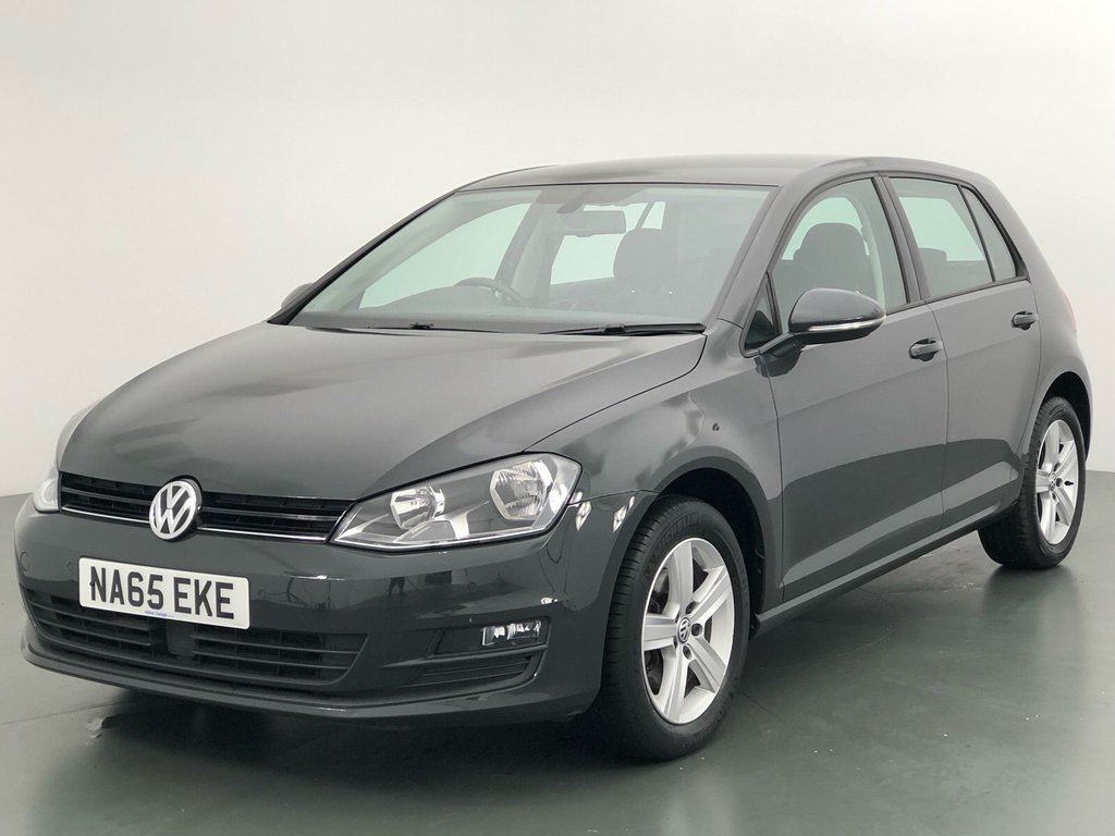 View our VOLKSWAGEN GOLF