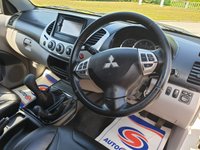USED 2012 12 MITSUBISHI L200 2.5 DI-D 4X4 BARBARIAN LB DCB 1d 175 BHP SAT NAV+CANOPY ** NO VAT ** NO VAT