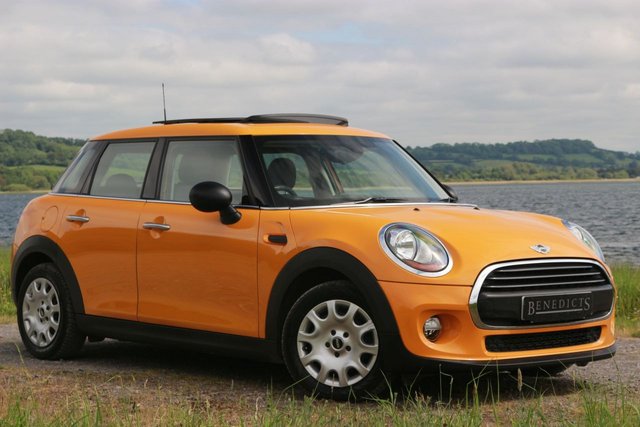 2015 15 MINI Hatch One 1.2 ONE 5d 101 BHP