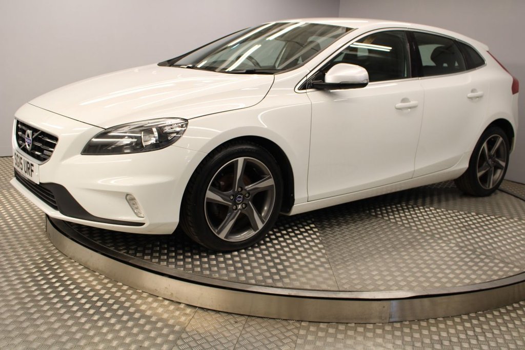 View our VOLVO V40