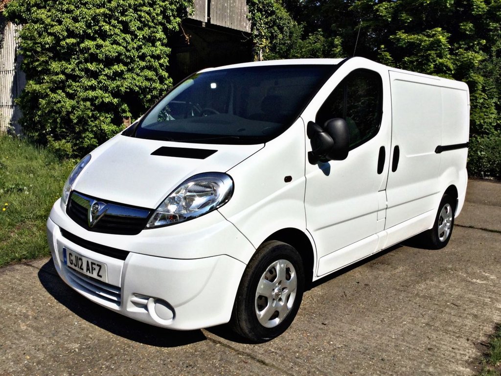 View our VAUXHALL VIVARO