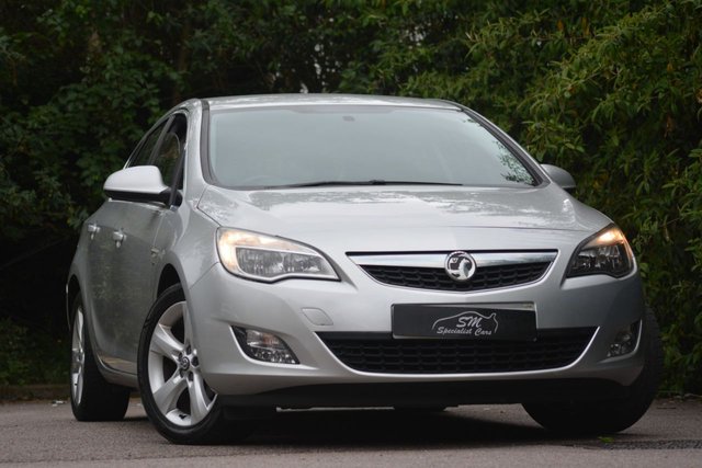 2010 10 Vauxhall Astra 1.6 SRI 5d 113 BHP