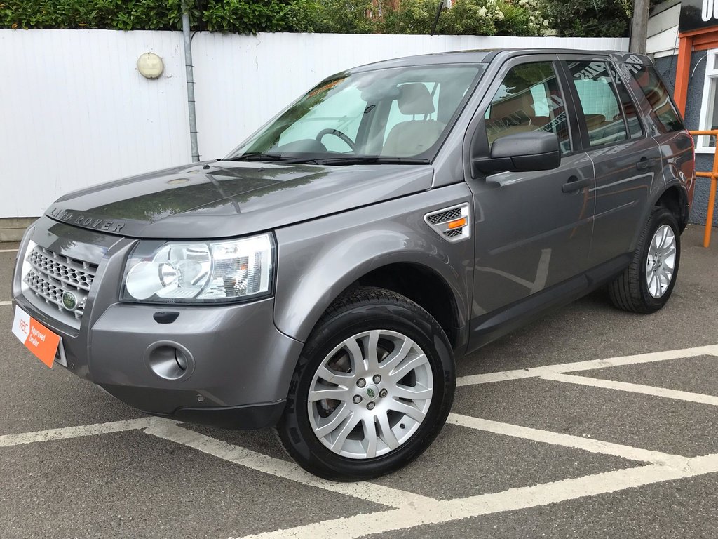 View our LAND ROVER FREELANDER