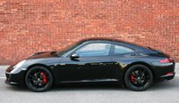 USED 2016 16 PORSCHE 911 3.0 CARRERA PDK 2d AUTO 364 BHP 