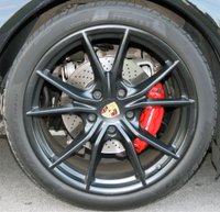 USED 2016 16 PORSCHE 911 3.0 CARRERA PDK 2d AUTO 364 BHP 