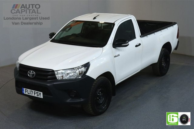 2017 17 TOYOTA HI-LUX 2.4 ACTIVE 4WD D-4D 148 BHP AIR CON EURO 6