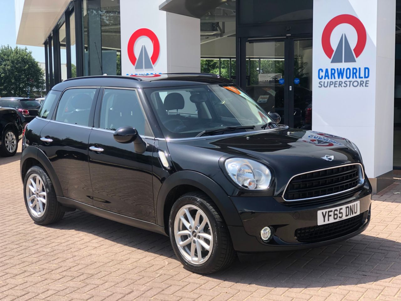 View our MINI COUNTRYMAN