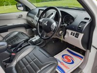 USED 2010 60 MITSUBISHI L200 2.5 DI-D 4X4 BARBARIAN LB DCB 1d AUTO 175 BHP SAT NAV + LEATHER + SPORT BACK TOP