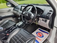 USED 2010 60 MITSUBISHI L200 2.5 DI-D 4X4 BARBARIAN LB DCB 1d AUTO 175 BHP SAT NAV + LEATHER + SPORT BACK TOP