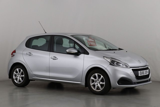 View our PEUGEOT 208