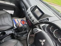 USED 2014 63 MITSUBISHI L200 2.5 DI-D 4X4 BARBARIAN LB DCB 1d 175 BHP SAT NAV + HEATED SEATS + 2 KEYS