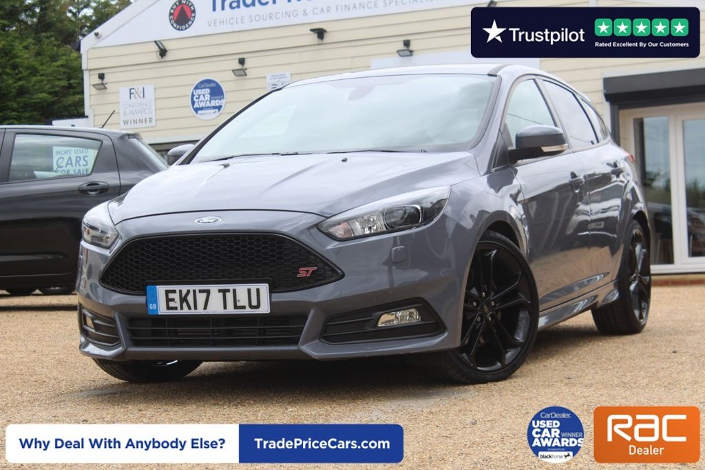 View our FORD FOCUS