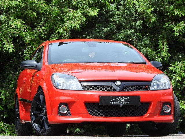 2009 09 Vauxhall Astra 2.0 VXRACING 3d 236 BHP