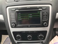 USED 2011 11 SKODA OCTAVIA 1.6 SE MPI 5d 100 BHP 6 STAMPS IN BOOK{4 STAMPS BY SKODA}