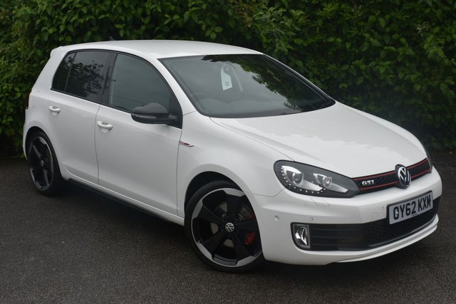 2012 62 Volkswagen Golf 2.0 GTI DSG 5d 210 BHP