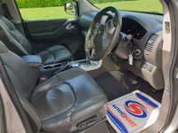 USED 2015 15 NISSAN NAVARA 3.0 OUTLAW DCI 4X4 SHR DCB 1d AUTO 228 BHP 