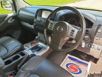 USED 2015 15 NISSAN NAVARA 3.0 OUTLAW DCI 4X4 SHR DCB 1d AUTO 228 BHP 