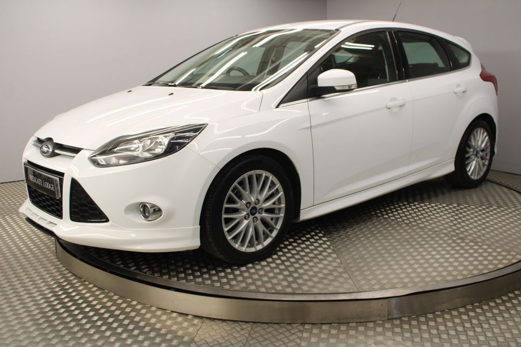 View our FORD FOCUS