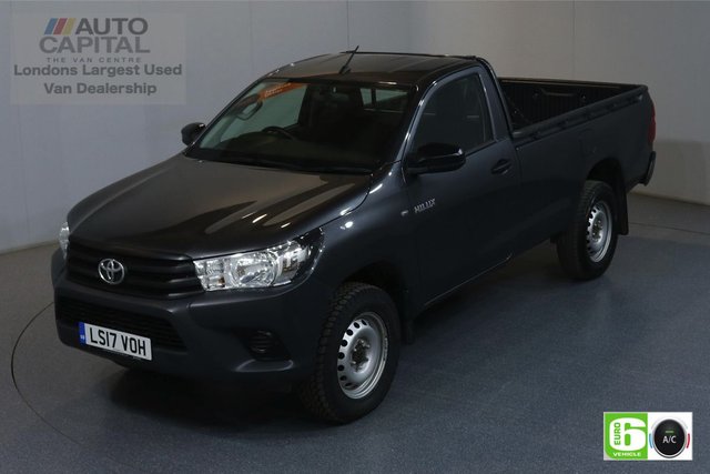 2017 17 TOYOTA HI-LUX 2.4 ACTIVE 4WD D-4D 148 BHP AIR CON EURO 6