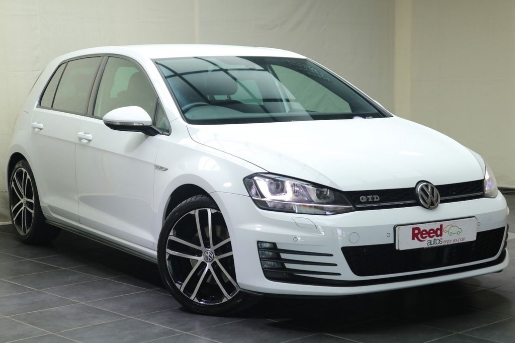View our VOLKSWAGEN GOLF