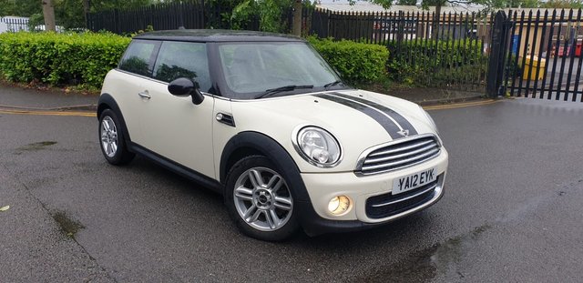 2012 12 MINI Hatch Cooper 1.6 COOPER D 3d 112 BHP