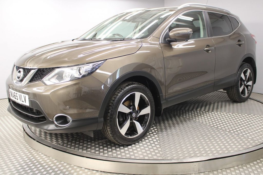 View our NISSAN QASHQAI
