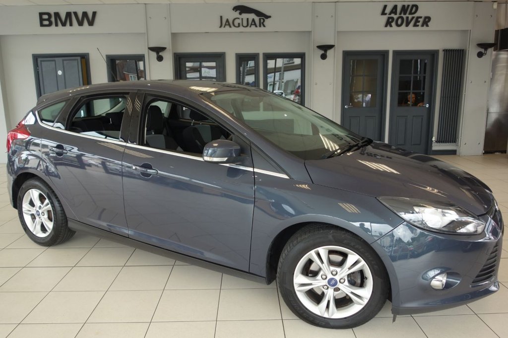 View our FORD FOCUS