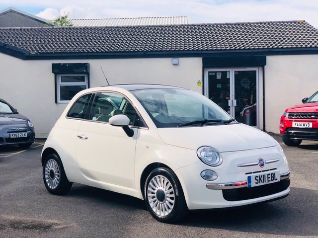 2011 11 Fiat 500 1.2 LOUNGE 3d 69 BHP