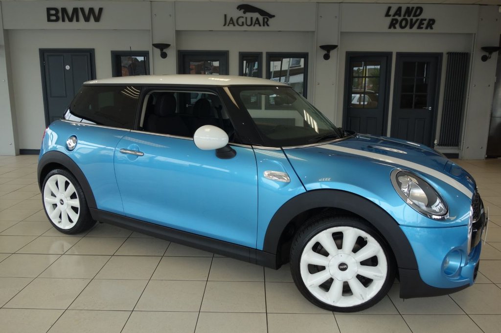 View our MINI HATCH COOPER