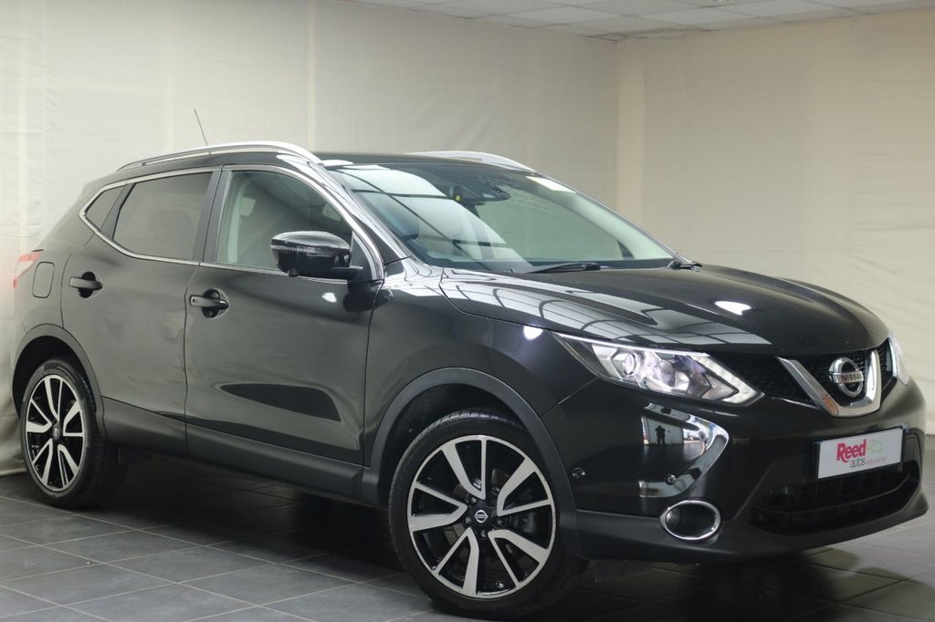 View our NISSAN QASHQAI