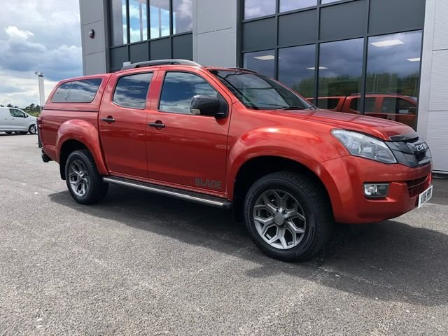 2016 Isuzu D-Max 2.5 TD BLADE DCB 1d AUTO 165PS