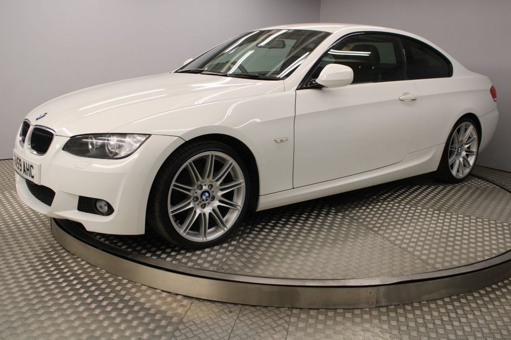 View our BMW 3 SERIES