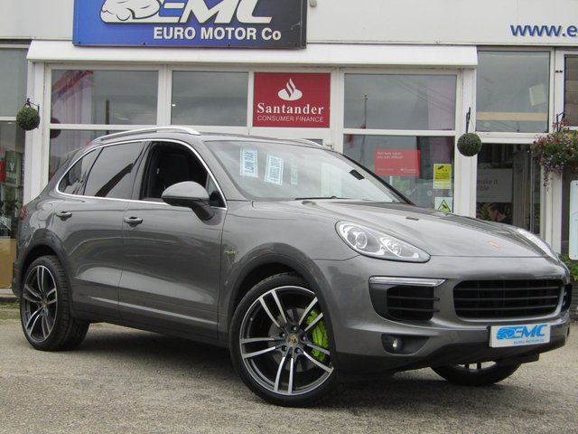 2015 15 Porsche Cayenne 3.0 S E-HYBRID TIPTRONIC 5d AUTO 333 BHP