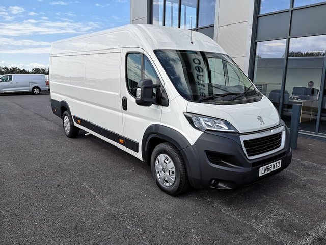2018 68 Peugeot Boxer 2.0 BLUE HDI 435 L4H2 PROFESSIONAL P/V 1d 130 BHP